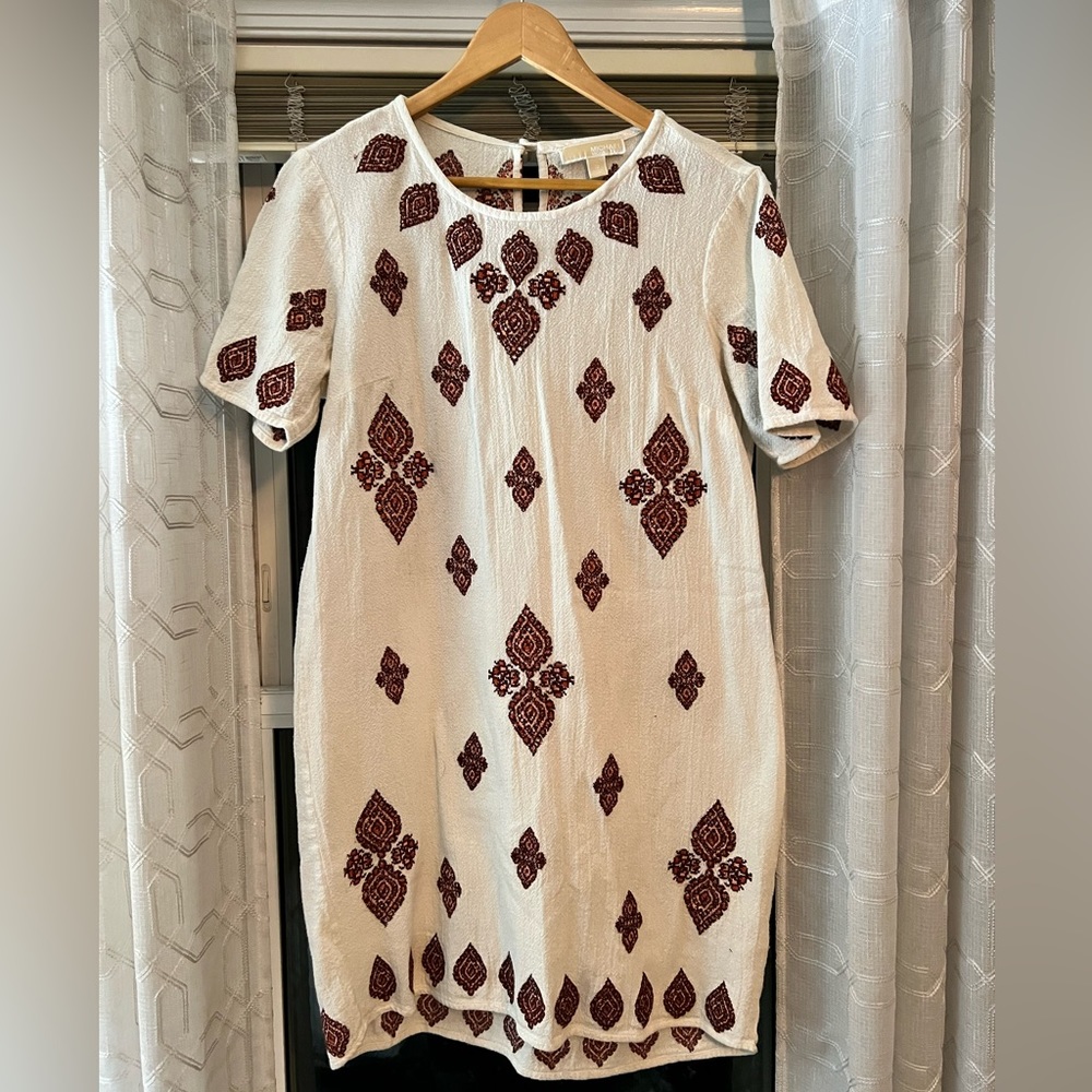 Michael Kohr’s Patterned Dress